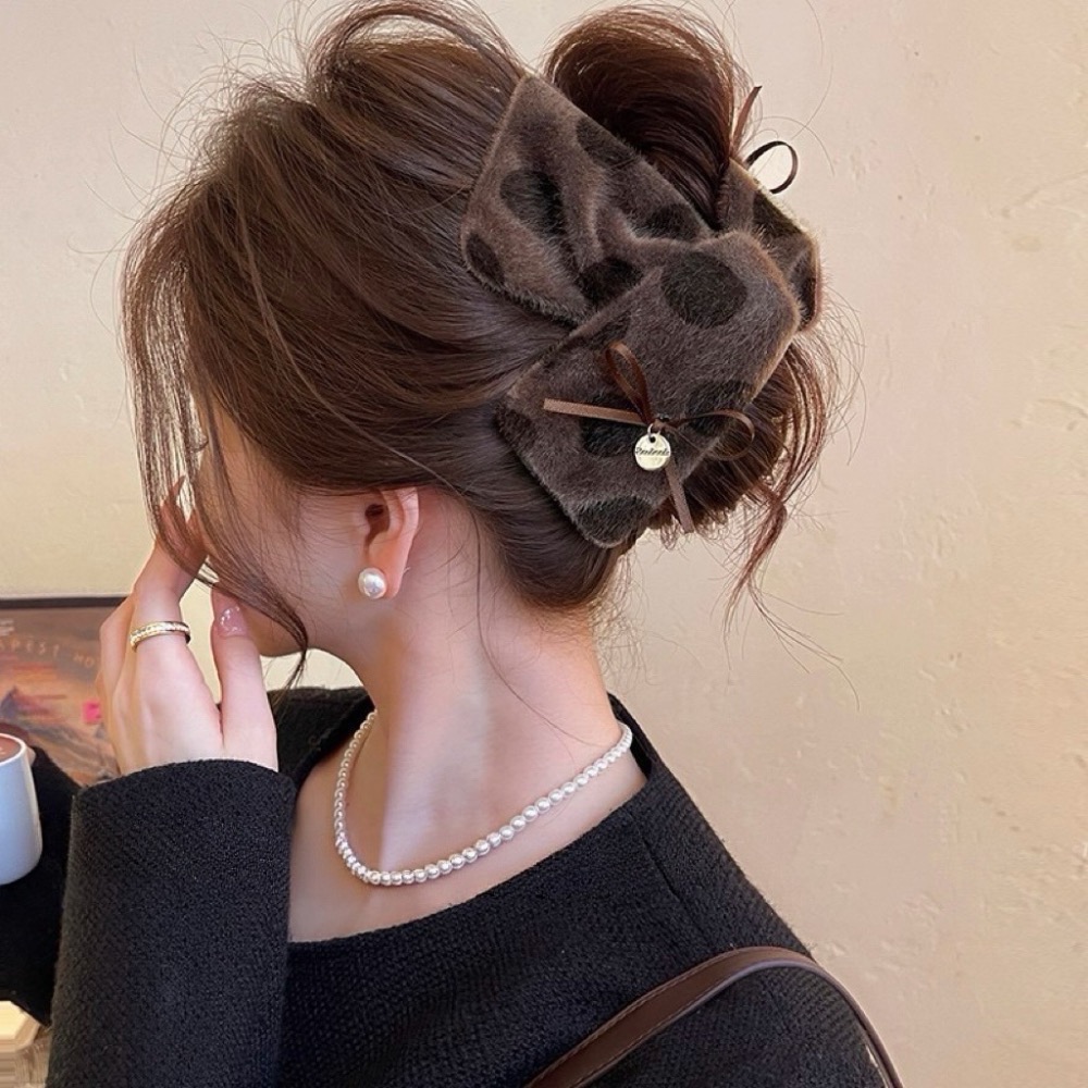 𝓨𝓪𝓷𝓰𝓑𝓲🕊️【毛絨波點蝴蝶結三角鯊魚夾】V451-細節圖11