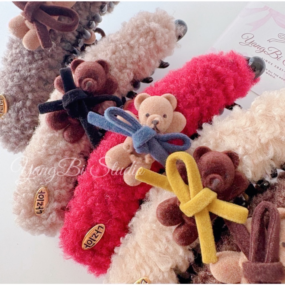 𝓨𝓪𝓷𝓰𝓑𝓲🕊️【羊羔毛可愛小熊蝴蝶結香蕉夾】V452-細節圖9