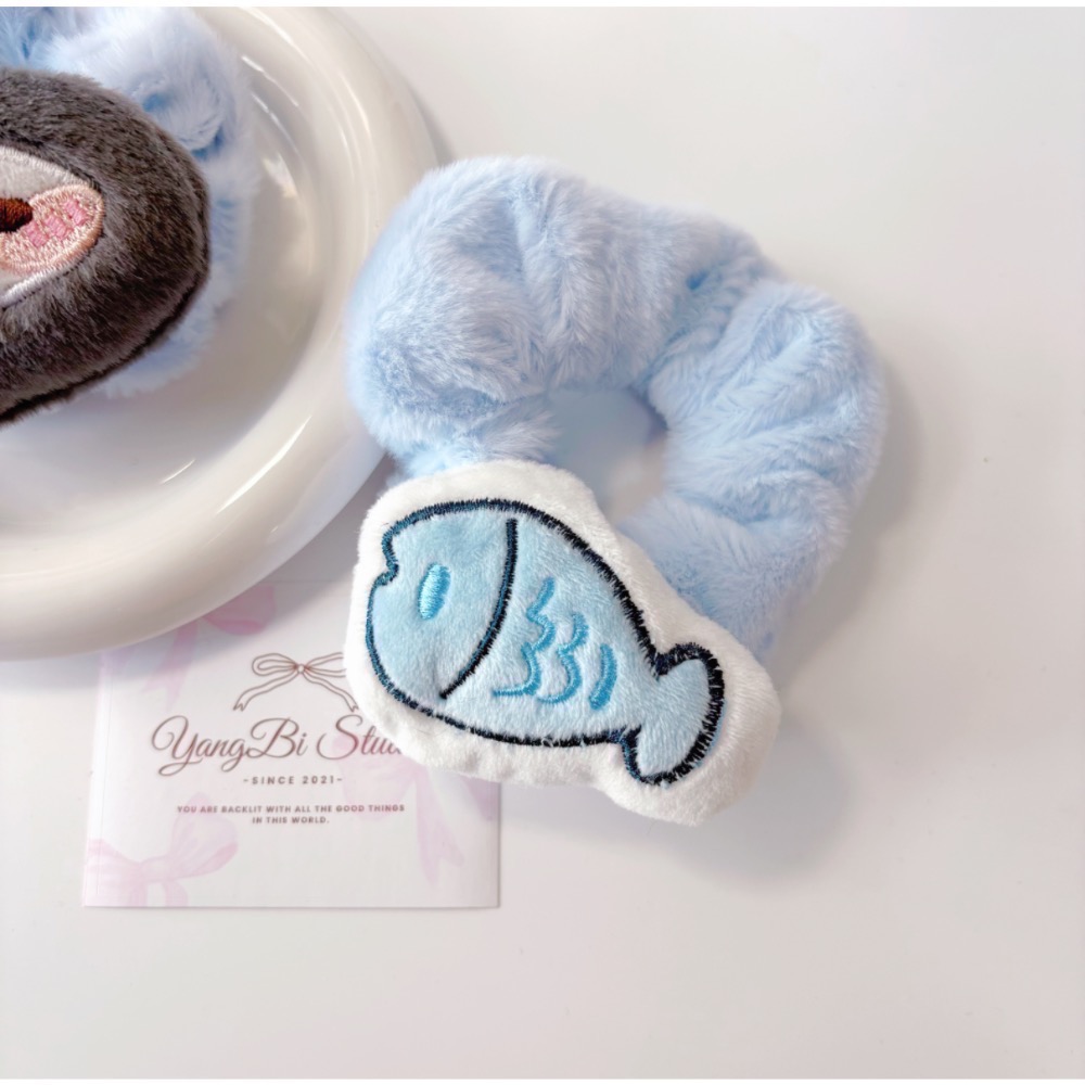 𝓨𝓪𝓷𝓰𝓑𝓲🕊️【可愛爆表 企鵝小魚毛絨大腸圈】V454-細節圖5