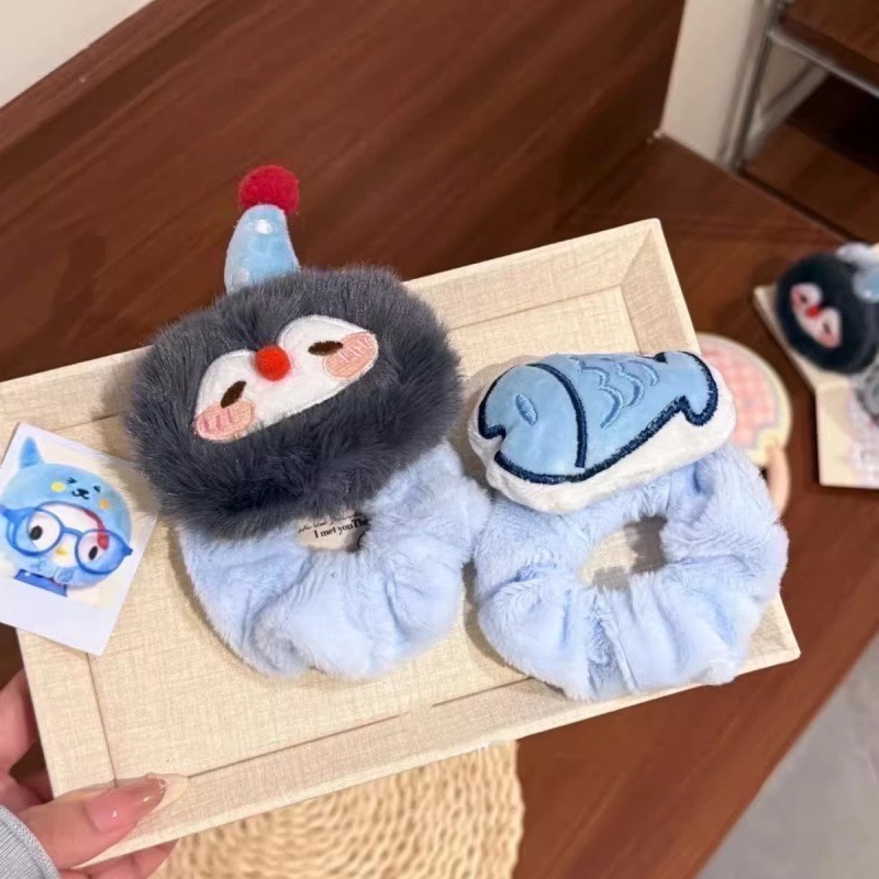 𝓨𝓪𝓷𝓰𝓑𝓲🕊️【可愛爆表 企鵝小魚毛絨大腸圈】V454-細節圖6