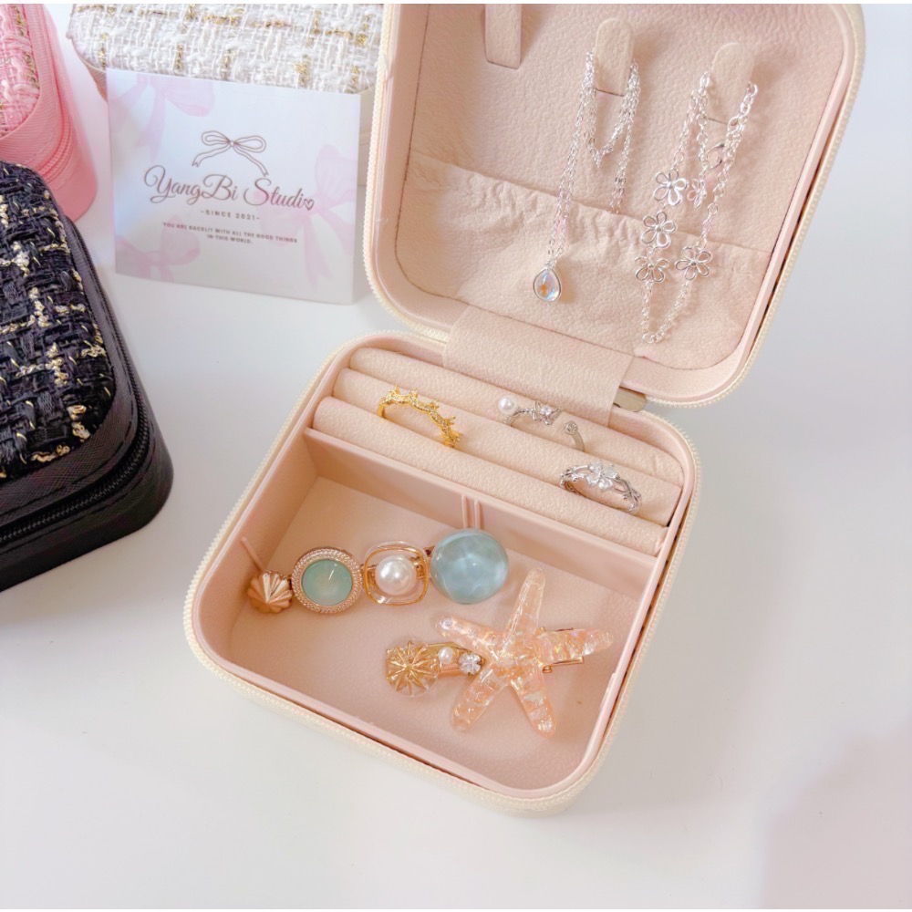 𝓨𝓪𝓷𝓰𝓑𝓲🩰【毛呢千鳥格飾品收納盒 便攜式飾品盒】 C70-細節圖10