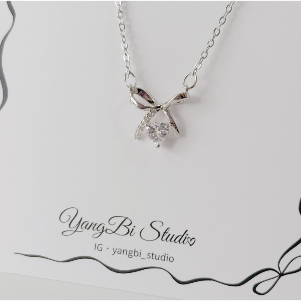 𝓨𝓪𝓷𝓰𝓑𝓲🕊️ 【晶漾蝴蝶結水鑽愛心項鍊】 Y928-細節圖5