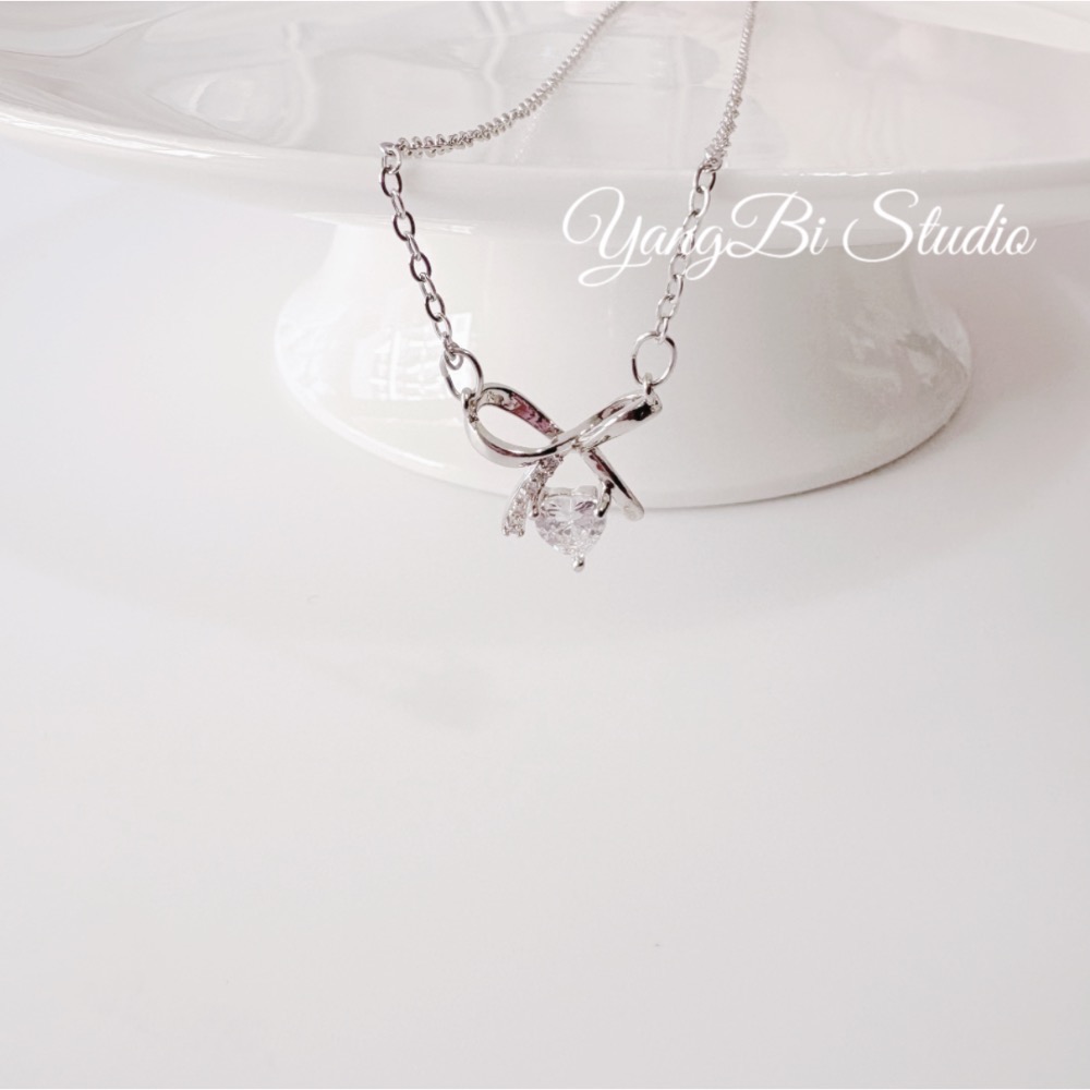 𝓨𝓪𝓷𝓰𝓑𝓲🕊️ 【晶漾蝴蝶結水鑽愛心項鍊】 Y928-細節圖6