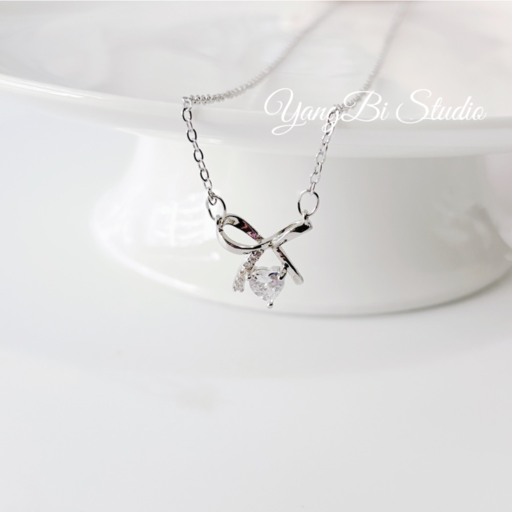𝓨𝓪𝓷𝓰𝓑𝓲🕊️ 【晶漾蝴蝶結水鑽愛心項鍊】 Y928-細節圖11