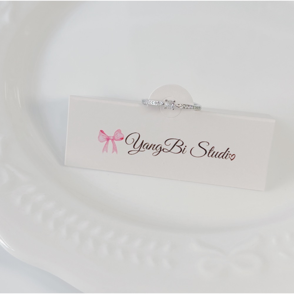 𝓨𝓪𝓷𝓰𝓑𝓲🕊️ 【經典排鑽永恆小方糖細戒】 Y929-細節圖4