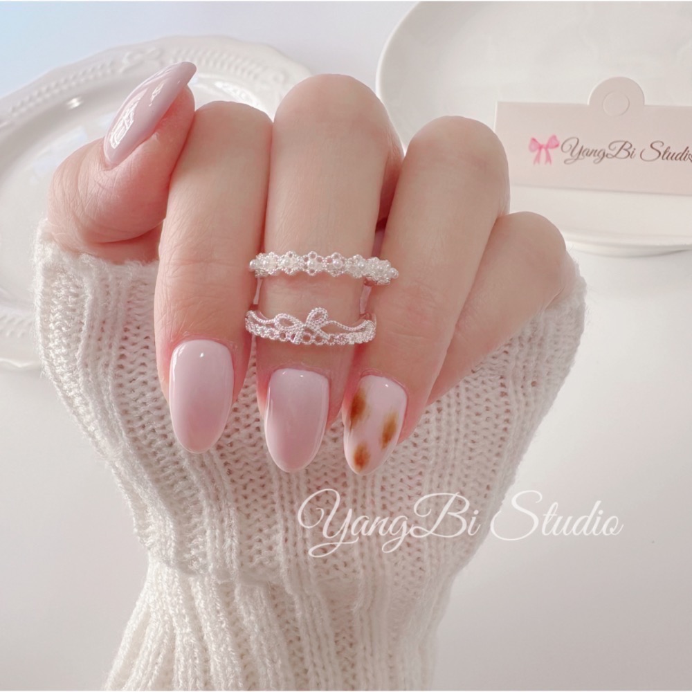 𝓨𝓪𝓷𝓰𝓑𝓲🕊️【珍珠小圓花蝴蝶結花邊戒指】 Y931-細節圖3