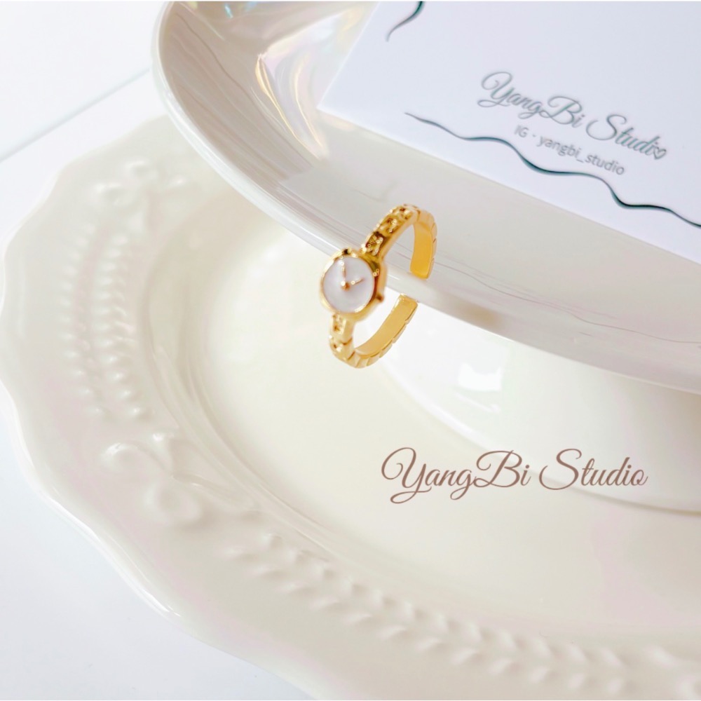 𝓨𝓪𝓷𝓰𝓑𝓲🕊️【簡約迷你鐘錶戒指】 Y935-細節圖9