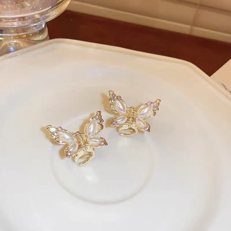 𝓨𝓪𝓷𝓰𝓑𝓲🕊️【精緻仙氣水鑽珍珠貝蝴蝶小抓夾】 V457-細節圖7