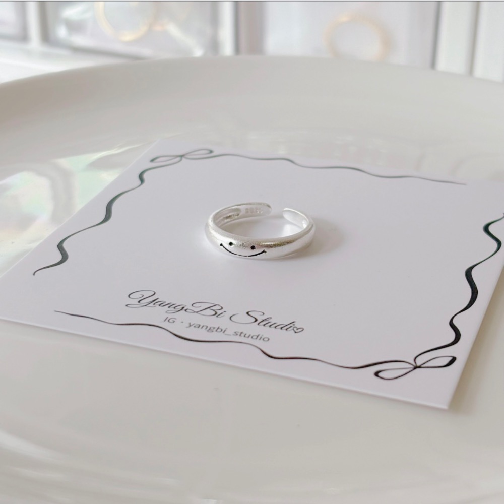 𝓨𝓪𝓷𝓰𝓑𝓲🕊️【每天都要微笑】925純銀【拉絲可愛笑臉戒指】 Y937-細節圖3