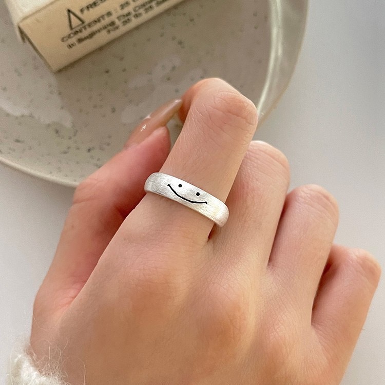 𝓨𝓪𝓷𝓰𝓑𝓲🕊️【每天都要微笑】925純銀【拉絲可愛笑臉戒指】 Y937-細節圖5