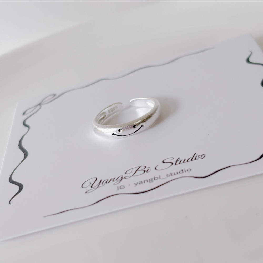 𝓨𝓪𝓷𝓰𝓑𝓲🕊️【每天都要微笑】925純銀【拉絲可愛笑臉戒指】 Y937-細節圖6