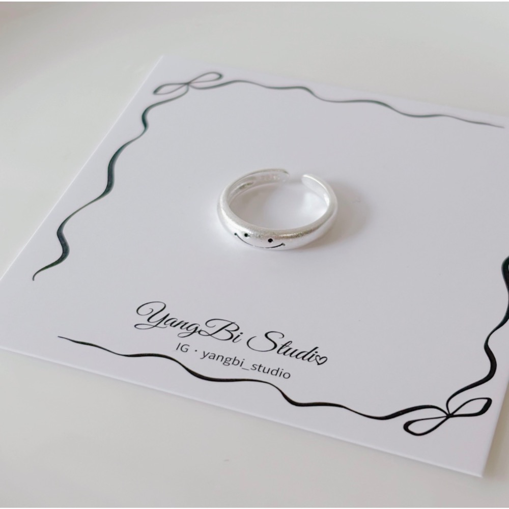 𝓨𝓪𝓷𝓰𝓑𝓲🕊️【每天都要微笑】925純銀【拉絲可愛笑臉戒指】 Y937-細節圖9