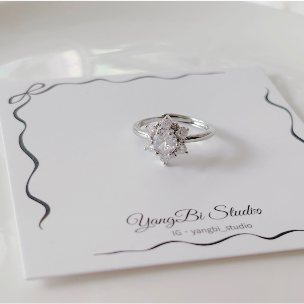 𝓨𝓪𝓷𝓰𝓑𝓲🕊️【手上自帶打光】925【雪花鑽戒】戒指 Y939-細節圖3