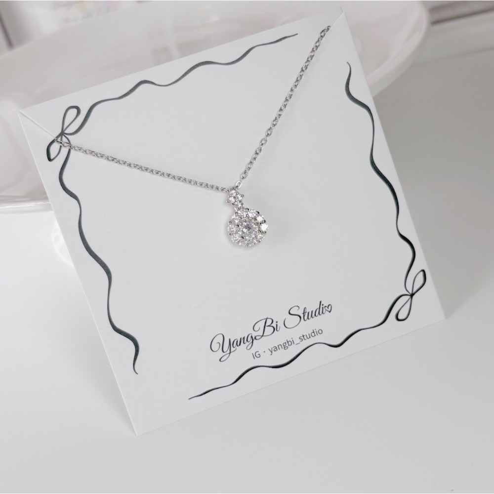 𝓨𝓪𝓷𝓰𝓑𝓲🕊️【閃鑽設計花朵鎖骨鍊】925 氣質鎖骨鏈 項鍊 百搭日常約會必備 Y940-細節圖5