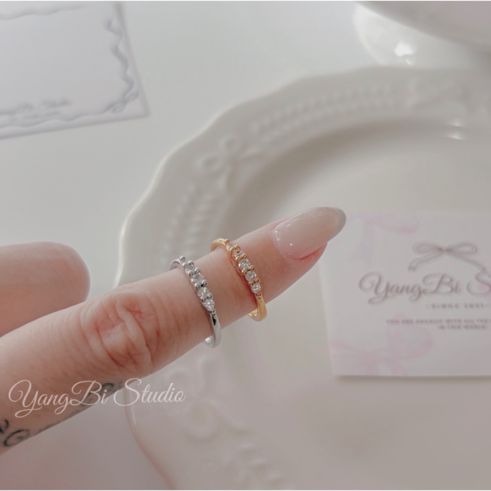 𝓨𝓪𝓷𝓰𝓑𝓲🕊️925純銀【簡約排鑽細閃戒指】 Y944-細節圖11