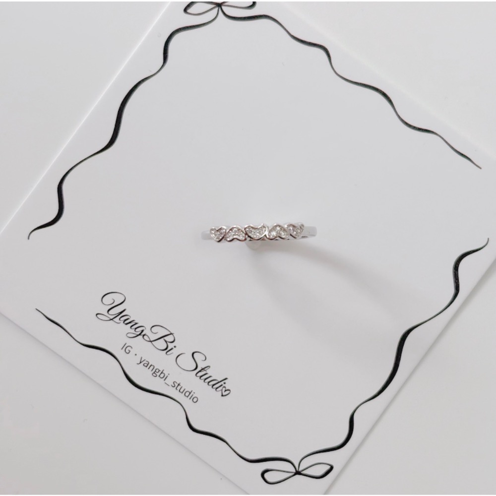 𝓨𝓪𝓷𝓰𝓑𝓲🕊️925純銀【韓系整排愛心細閃戒指】極細顯白氣質款 小紅書同款 Y945-細節圖3