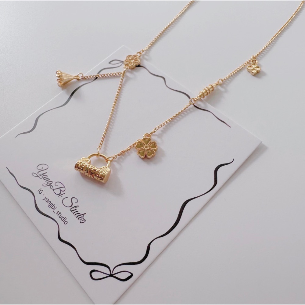 𝓨𝓪𝓷𝓰𝓑𝓲🕊️招好運【18K真金電鍍】【繁花幸運草流蘇平安鎖項鍊】 Y946-細節圖6