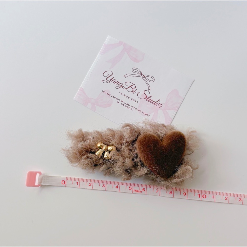 𝓨𝓪𝓷𝓰𝓑𝓲🕊️【韓系軟萌毛毛愛心蝴蝶結髮夾】甜美百搭不挑臉型🍂溫柔系女孩必收款 V466-細節圖4