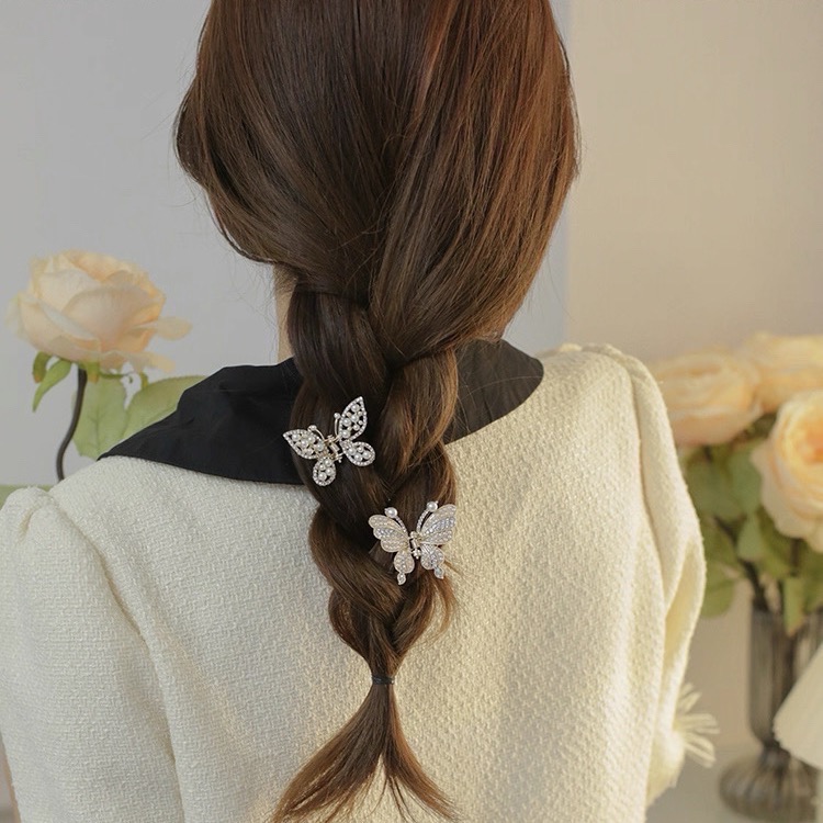 𝓨𝓪𝓷𝓰𝓑𝓲🕊️韓國氣質小抓夾｜精緻珍珠水鑽蝴蝶小抓夾 側邊夾 瀏海夾 日常約會必備 V469-細節圖4
