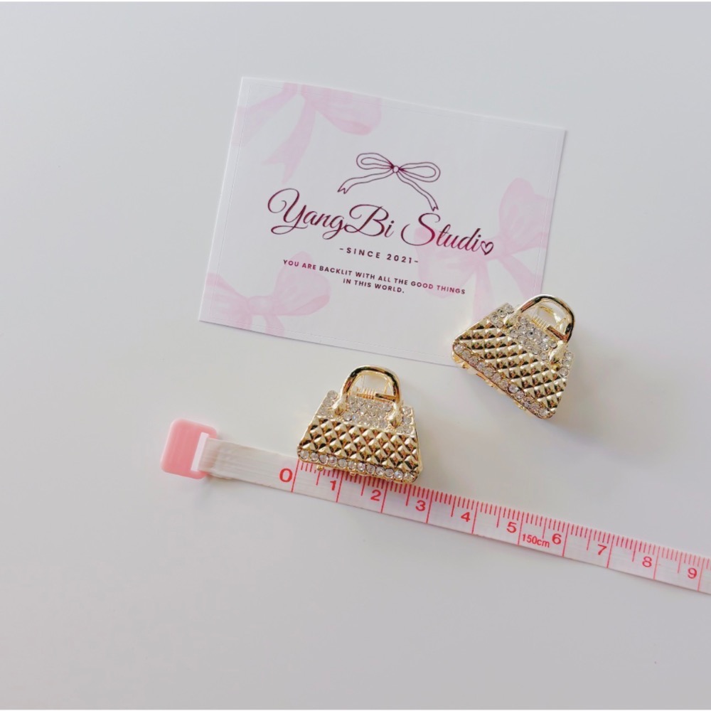 𝓨𝓪𝓷𝓰𝓑𝓲🕊️韓國精品排鑽菱格包包小抓夾 側邊夾 瀏海夾 日常約會必備 V470-細節圖9