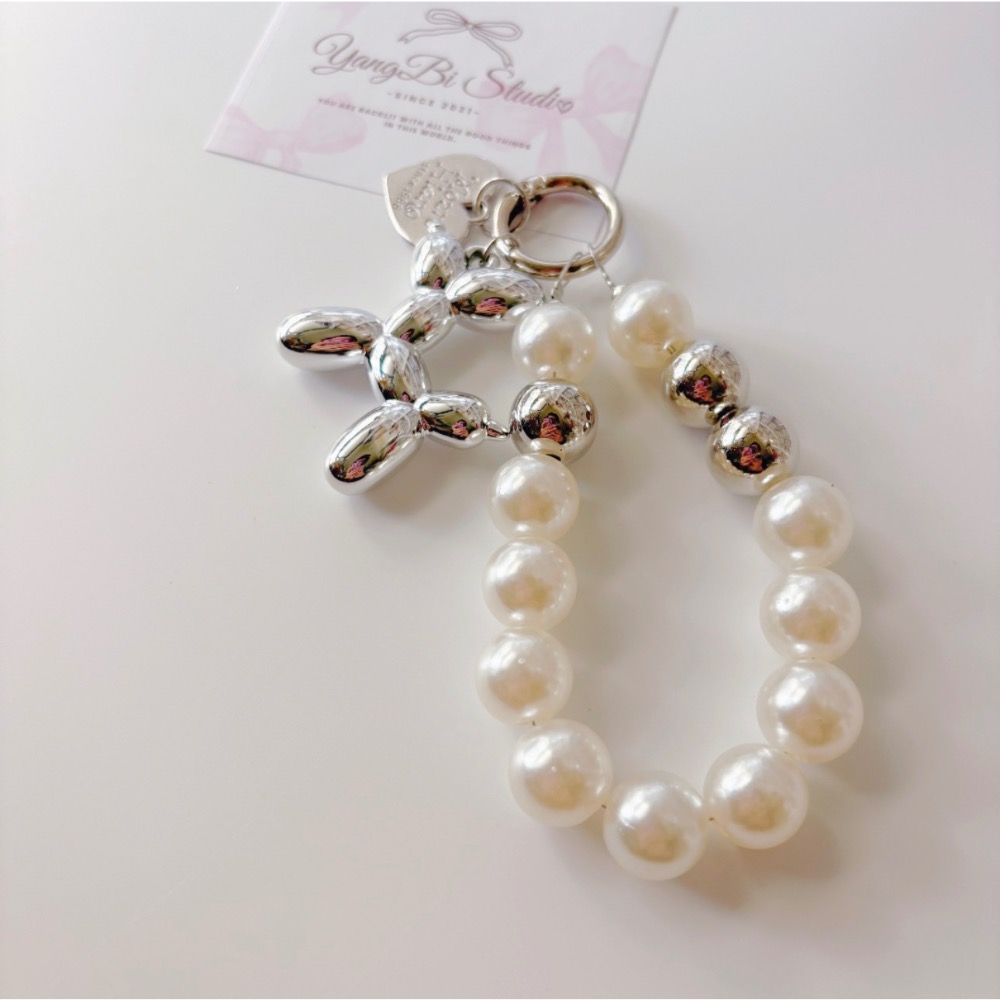 𝓨𝓪𝓷𝓰𝓑𝓲🩰【氣球狗愛心珍珠吊飾】氣質包包掛件｜手機吊飾｜鑰匙圈 C74-細節圖4