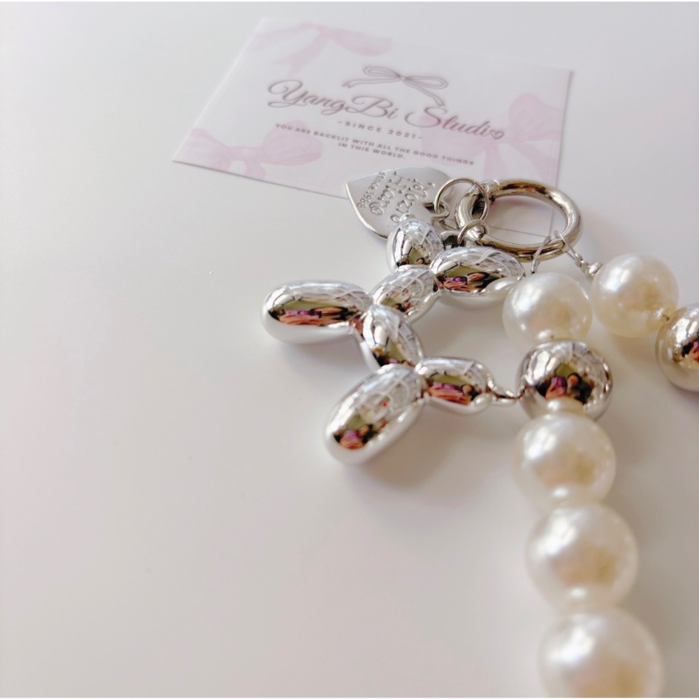 𝓨𝓪𝓷𝓰𝓑𝓲🩰【氣球狗愛心珍珠吊飾】氣質包包掛件｜手機吊飾｜鑰匙圈 C74-細節圖6