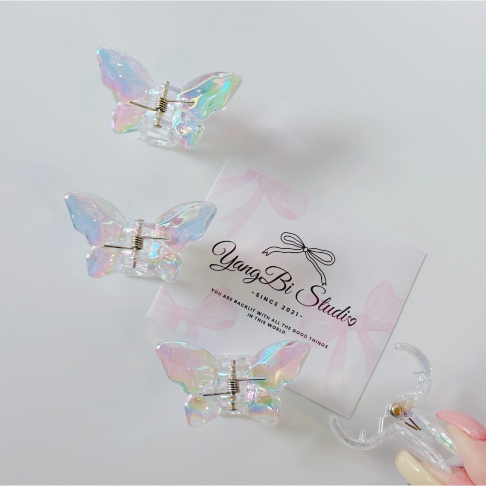 𝓨𝓪𝓷𝓰𝓑𝓲🕊️人魚姬光 蝴蝶絢彩霓虹中抓夾 鯊魚夾 瀏海夾 邊夾 碎髮夾 V512-細節圖5