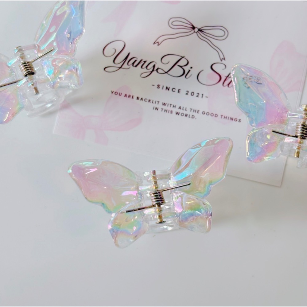 𝓨𝓪𝓷𝓰𝓑𝓲🕊️人魚姬光 蝴蝶絢彩霓虹中抓夾 鯊魚夾 瀏海夾 邊夾 碎髮夾 V512-細節圖6