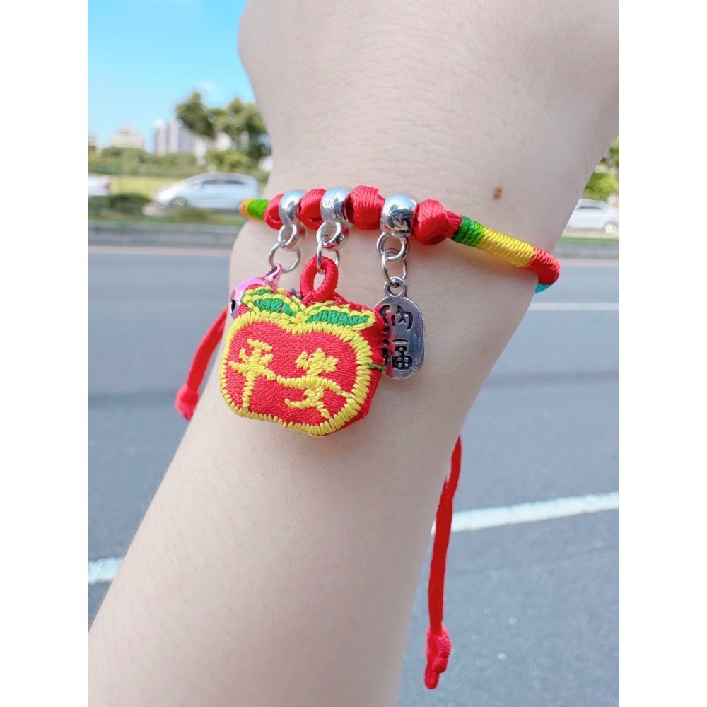 𝓨𝓪𝓷𝓰𝓑𝓲🕊️【保平安五彩繩】大人小孩皆可戴 五彩手繩 平安手鍊 可調大小 Y974-細節圖2