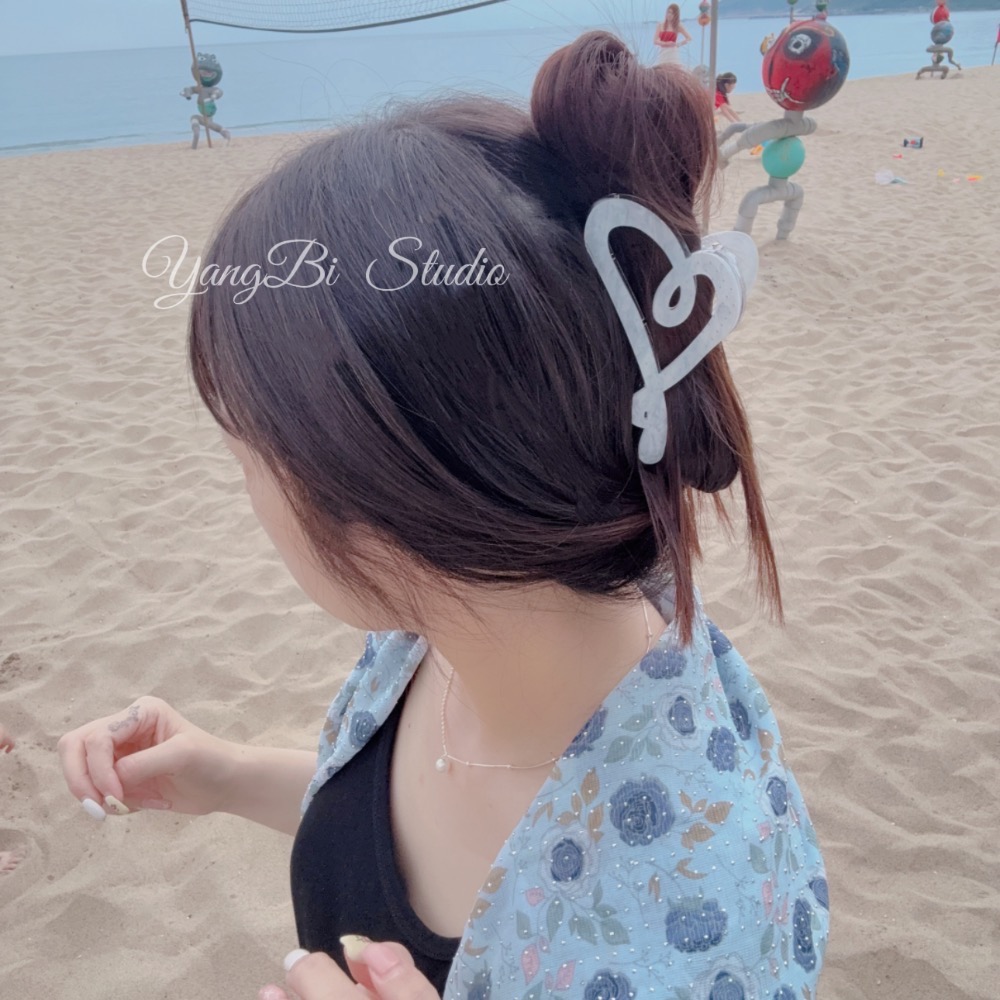 𝓨𝓪𝓷𝓰𝓑𝓲🕊️正韓🇰🇷人魚姬色浮光系列愛心鯊魚夾 V516-細節圖6