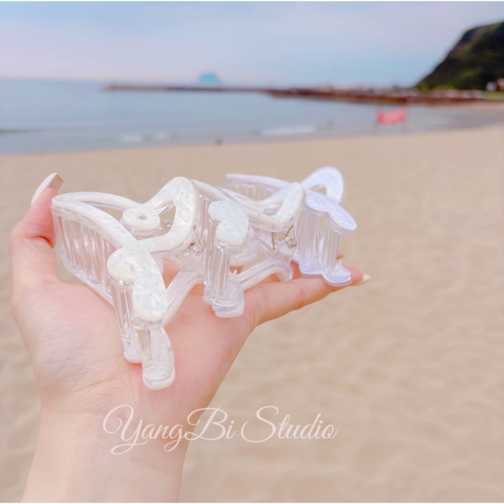 𝓨𝓪𝓷𝓰𝓑𝓲🕊️正韓🇰🇷人魚姬色浮光系列愛心鯊魚夾 V516-細節圖8
