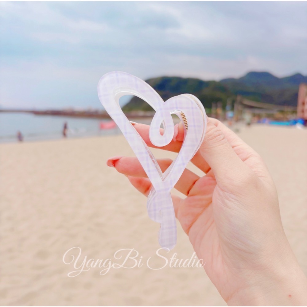 𝓨𝓪𝓷𝓰𝓑𝓲🕊️正韓🇰🇷人魚姬色浮光系列愛心鯊魚夾 V516-細節圖9