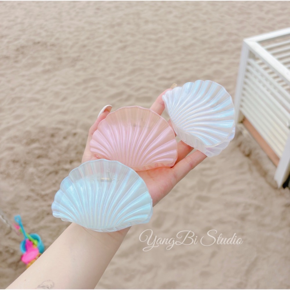 𝓨𝓪𝓷𝓰𝓑𝓲🕊️正韓🇰🇷人魚姬光浮光系列貝殼鯊魚夾 V522-細節圖3
