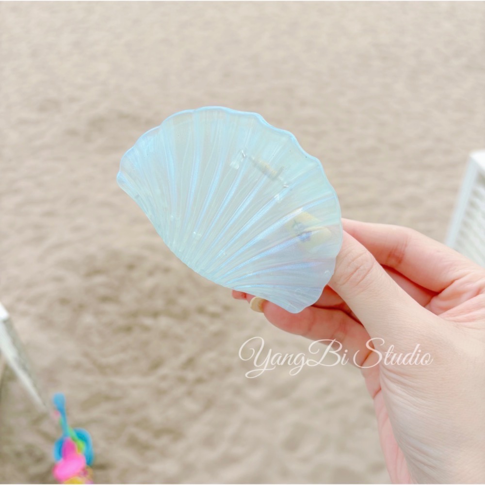 𝓨𝓪𝓷𝓰𝓑𝓲🕊️正韓🇰🇷人魚姬光浮光系列貝殼鯊魚夾 V522-細節圖4