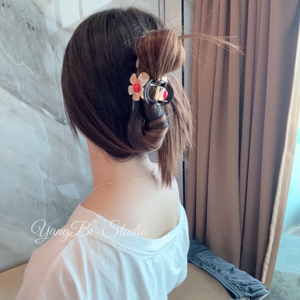 𝓨𝓪𝓷𝓰𝓑𝓲🕊️正韓🇰🇷醋酸花朵質感鯊魚夾 V528-細節圖3