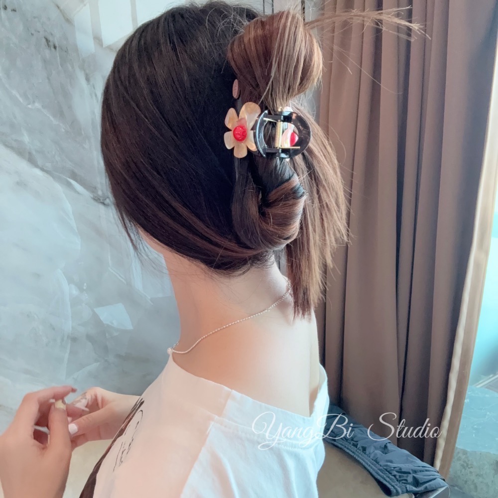 𝓨𝓪𝓷𝓰𝓑𝓲🕊️正韓🇰🇷醋酸花朵質感鯊魚夾 V528-細節圖8