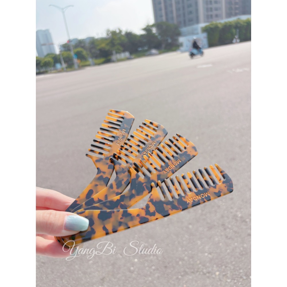 𝓨𝓪𝓷𝓰𝓑𝓲🩰【品牌出清尾單 品質好✨MONDAY 醋酸扁梳】 C79-細節圖9