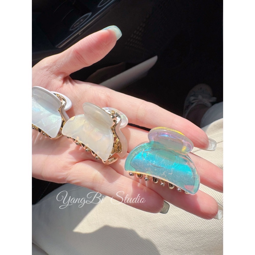 𝓨𝓪𝓷𝓰𝓑𝓲🕊️醋酸人魚姬光中小鯊魚夾 抓夾 髮夾 馬尾夾 V529-細節圖6