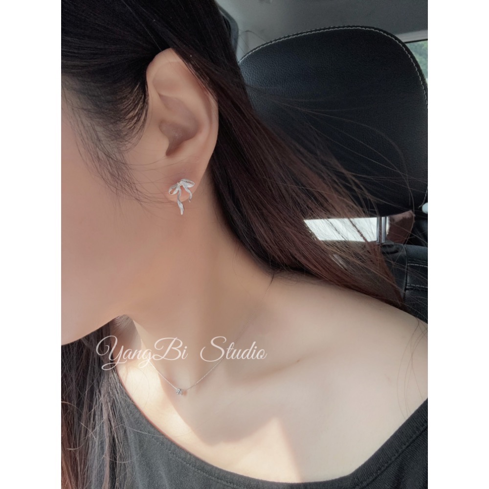 𝓨𝓪𝓷𝓰𝓑𝓲🕊️【芭蕾風蕾絲緞帶金邊蝴蝶結耳環】 Y980-細節圖3