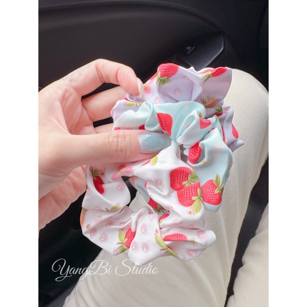 𝓨𝓪𝓷𝓰𝓑𝓲正韓🇰🇷繽紛草莓大腸圈 V533-細節圖3