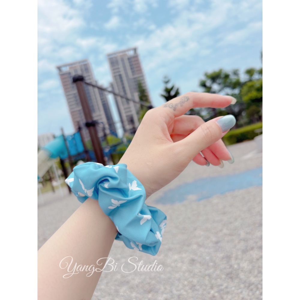 𝓨𝓪𝓷𝓰𝓑𝓲正韓🇰🇷布藝滿版蝴蝶大腸圈 V534-細節圖10