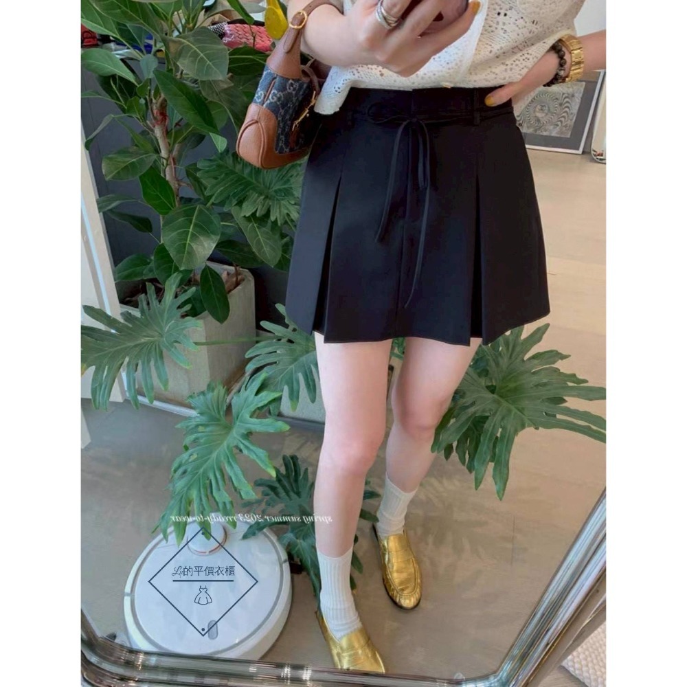 🌿Lu的平價衣櫃🌿🌸現貨933e21✔️韓系氣質百搭後鬆緊腰附綁繩打褶西裝短裙#後鬆緊#西裝裙#短裙#綁帶#百搭-細節圖2