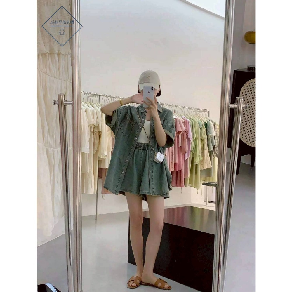 🌿Lu的平價衣櫃🌿🌸現貨1002-39✔️韓系率性質感個性百搭休閒牛仔短褲套裝#兩件套#短褲#牛仔#短袖#套裝-細節圖2
