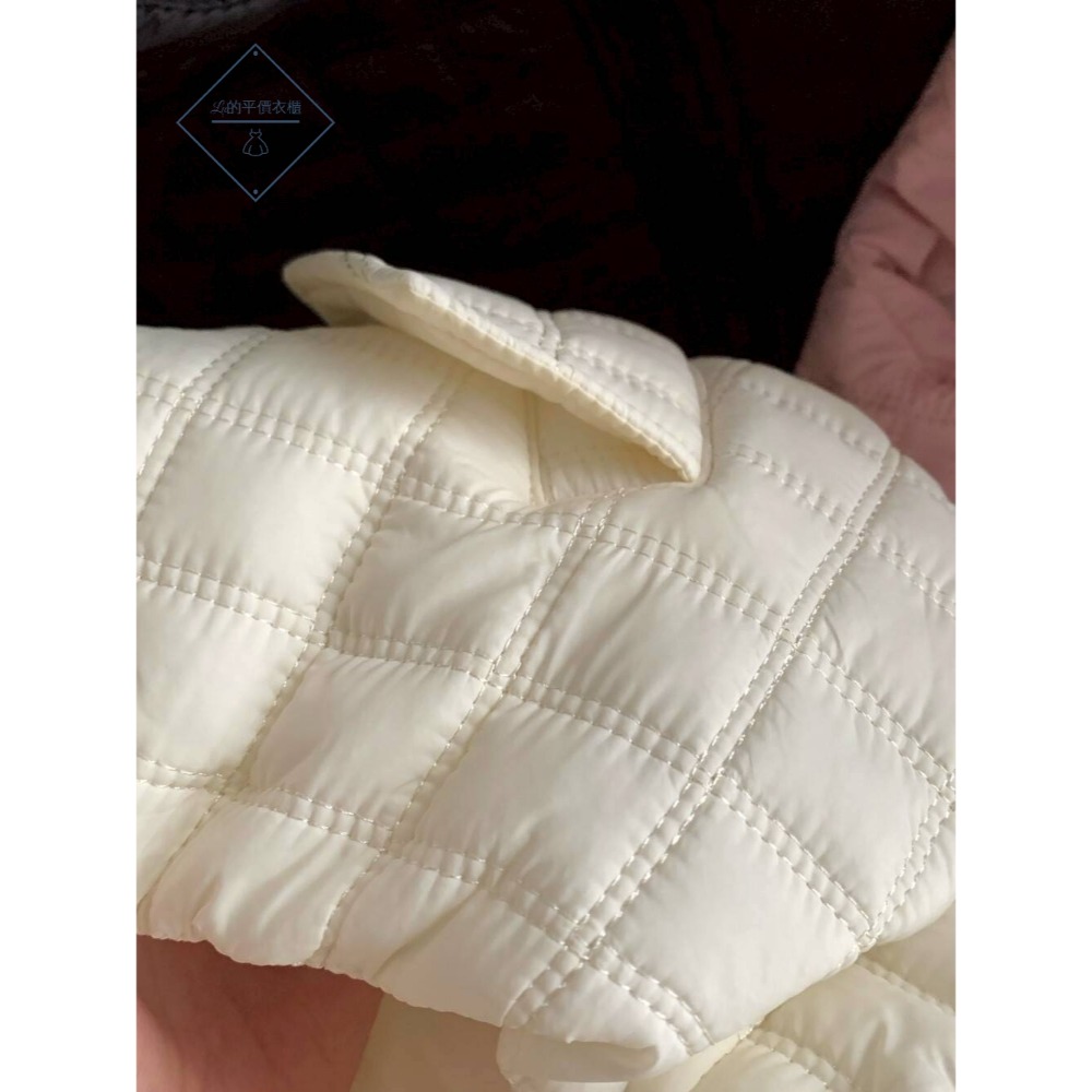 🌿Lu的平價衣櫃🌿🌸現貨A01-08-10660-3✔️韓系簡約溫柔百搭小方格泡芙菱格輕薄棉保暖背心#馬甲-細節圖5