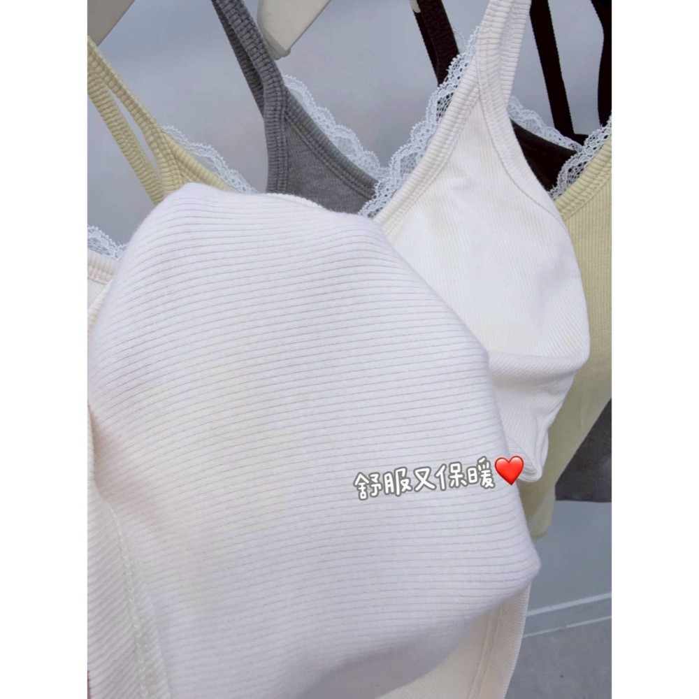 🌿Lu的平價衣櫃🌿🌸現貨8313Ae16✔️秋冬必備‼️微甜性感領蕾絲拼接珍珠絨罩杯背心#小可愛#蕾絲#一體成型-細節圖7