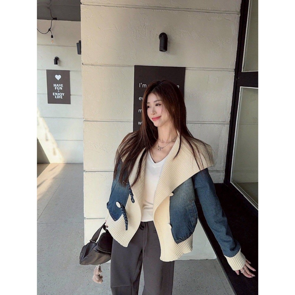 🌿Lu的平價衣櫃🌿🌸現貨A01-W02-11422-49✔️韓系質感設計感造型翻領針織拼接牛仔外套-細節圖3