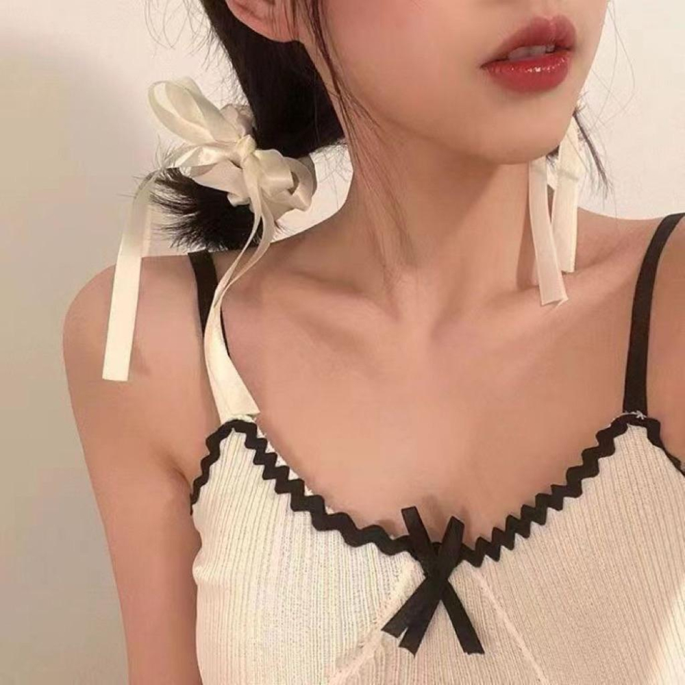 【老闆的娘】高雄現貨 隔日出 小眾溫柔感蝴蝶結大腸圈 氣質緞面絲綢質感髮圈 馬尾髮繩 髮飾 綁帶法式復古風-細節圖8