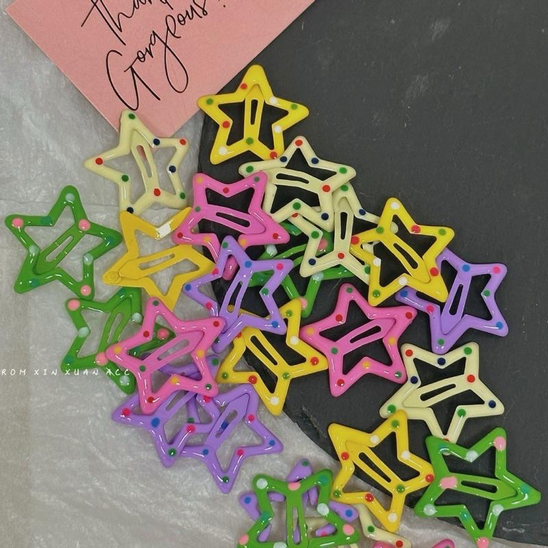【老闆的娘】高雄現貨 隔日出 彩色滴釉波點星星髮夾 多巴胺 五角星 甜酷風 兒童髮夾 星星bb夾 碎髮夾 瀏海夾 髮飾-細節圖6