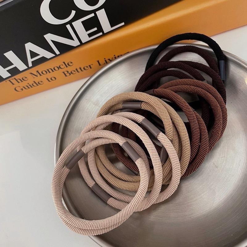【老闆的娘】高雄現貨 韓版簡約基礎色斜紋高彈力髮圈 純色髮繩 女生髮圈 黑色髮圈 包頭 奶茶色髮束 橡皮圈 髮飾-細節圖5
