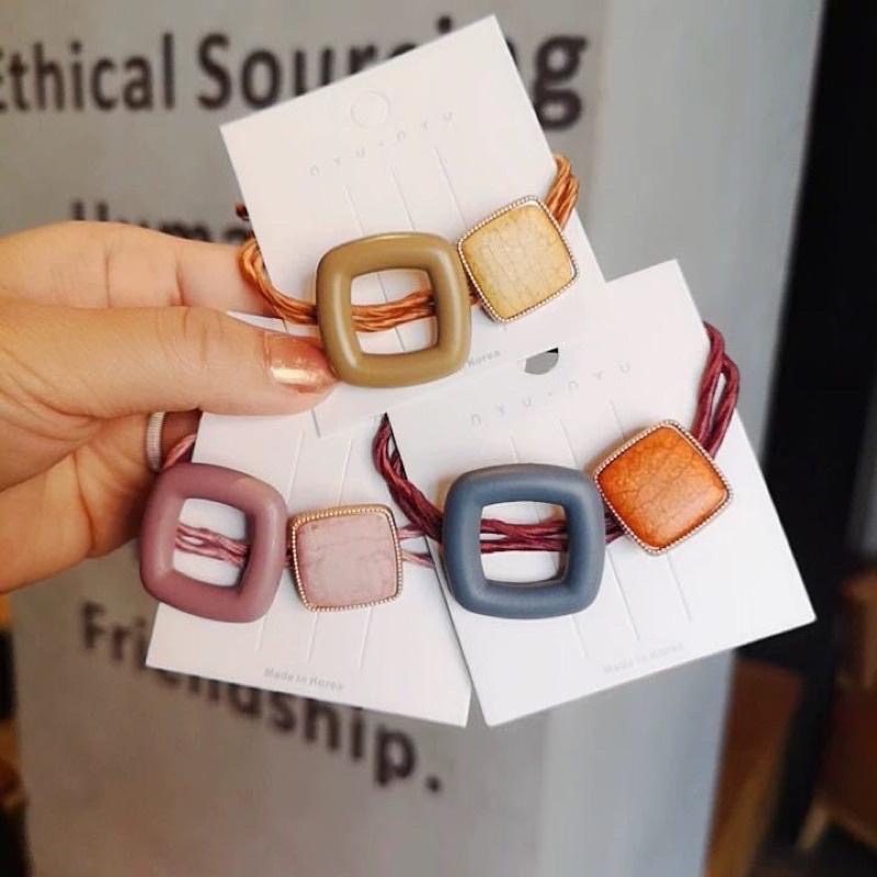 [老闆的娘] 台灣現貨 韓版氣質簡約小香 莫蘭迪色鏤空方塊高彈力髮圈 扎馬尾 髮繩 包頭橡皮圈 髮繩 造型髮束 髮飾-細節圖4